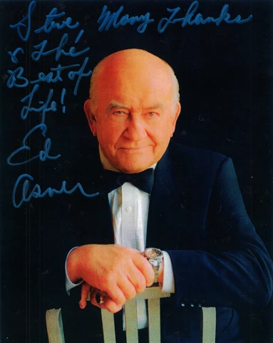 ED ASNER HAND SIGNED 8x10 PHOTO+COA        AMAZING POSE IN TUEXEDO      TO STEVE Cover