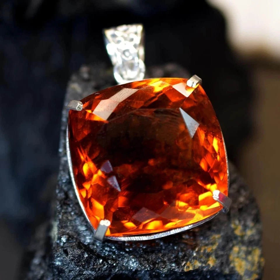 Colgante de plata maciza 925 topacio natural naranja corte cojín 95,6 quilates piedras preciosas sueltas Foto 1 de 3