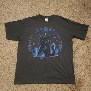 Crystal Alchemy Kawaii Witchy Black Cat Mens XL Short Sleeve Shirt - Picture 1 of 5
