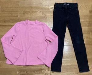 Mädchen Old Navy Outfit Größe 8 & 10 - rosa gerippter Pullover mit schwarzen Jeans gebraucht, in einwandfreiem Zustand - Bild 1 von 7