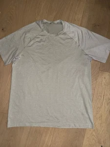 LULULEMON ATHLETIC METAL VENT TECH HERREN SHIRT START WHERE YOU ARE SIZE-XL - Bild 1 von 6