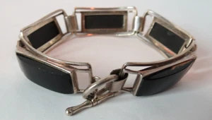 VINTAGE LADIES STERLING SILVER BRACELET BLACK ONYX STONES 7 3/4" LONG 15MM WIDE - Picture 1 of 6