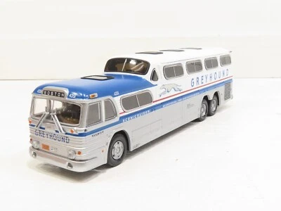 Corgi US54410 GM4501 Greyhound Scenicruiser 1/50 Scale LN  - Image 1 of 4