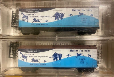 N Scale Kadee MTL Gerber Baby Products 40' Wood Sheathed Reefer #1001/1002 Pack - Image 1 of 2