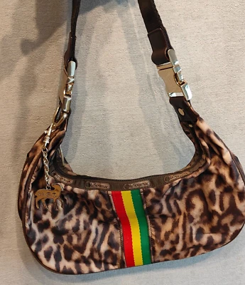 洛杉矶 适用于 LeSportsac Leopard Rasta 单肩包 Gwen Stefani — 第 1/4 张图片