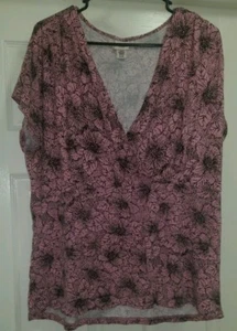 Covington Womens Shirt Top Blouse Size 16W/18W Pink Black Floral - Picture 1 of 3
