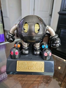 Figura Pac-Man World Chogokin Chrome Noir Edición Coleccionista Solo (Sin Juego) - Imagen 1 de 6