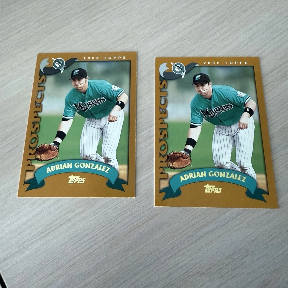 2002  Topps Traded  Rookie Adrian Gonzalez T152 Card Lot - Image 1 of 1