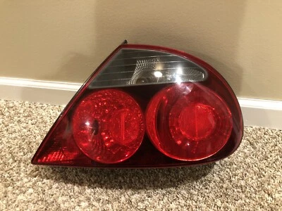 03-04 捷豹 S 型 R 型后乘客侧尾灯镜头原始设备制造商 — 第 1/4 张图片