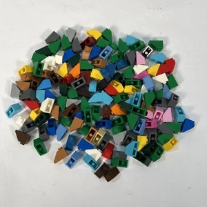Original Lego 1x1 Böschungsstein 3040 gemischte Farben 149 Teile gebraucht blau grün rot - Bild 1 von 7