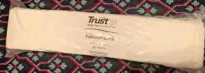 Trust S1 Single Use Microfiber Mop Head Pads Pathogen Lock 12 x 61 cm ~ 50 count - Picture 1 of 4