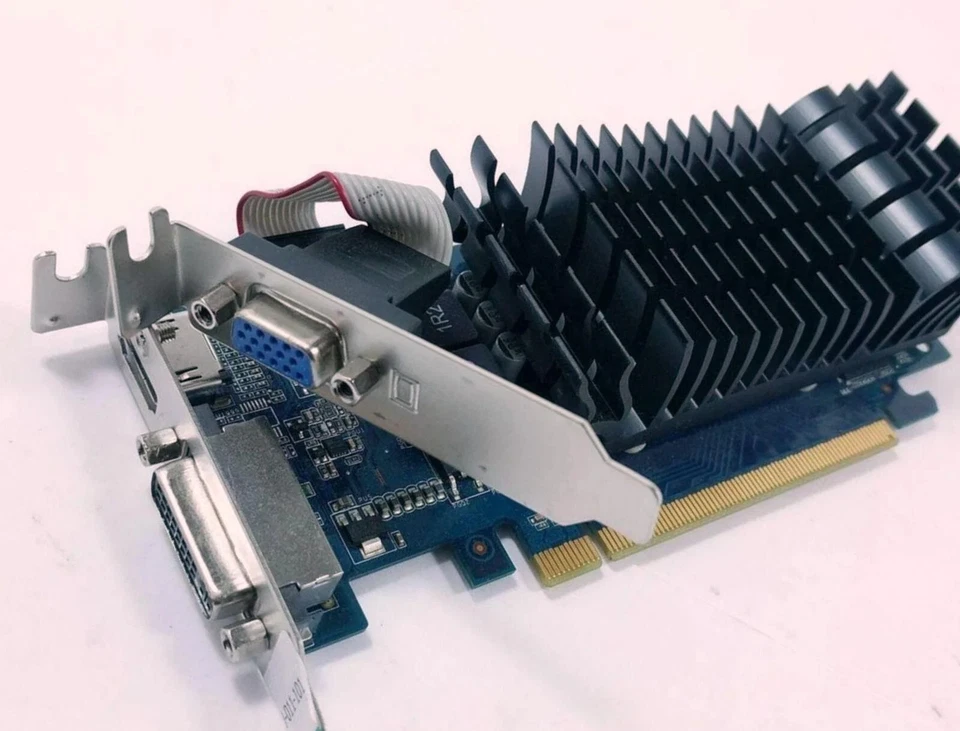 PCI-E 2.0 Low P. LP graphic card  ASUS NVIDIA GeForce EN210 SILENT/DI/1GD3/1GB  - Image 1 of 1