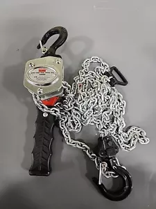 Dayton 425Z65 Lever Chain Hoist, 550 Lb Load Capacity, 10 Ft Hoist Lift, 13/16 - Picture 1 of 5