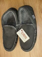  TOTES Mens  Sheepskin Grey Moccasins slippers   Size 9