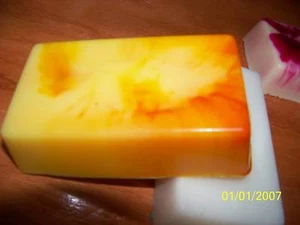 HUGE HOMEMADE GOAT'S MILK, COCOA, MANGO, SHEA BUTTER  SOAP 8.5 - 9 oz's BAR - Picture 1 of 1