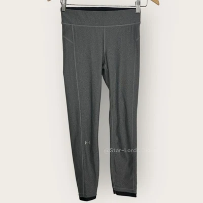 Leggings cortos al tobillo Under Armour HeatGear | Pequeños | Metálicos plateados deportivos yoga Foto 1 de 4