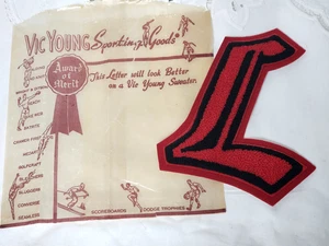 Letterman sweaters Applique "L" / "T" NOS Vic Young sporting goods original sack - Picture 1 of 11