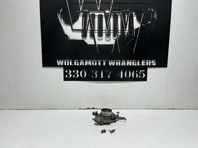 97 Jeep  Wrangler TJ Throttle Body 4.0L 6 Cylinder 53030846 CC 2GG - Image 1 of 4