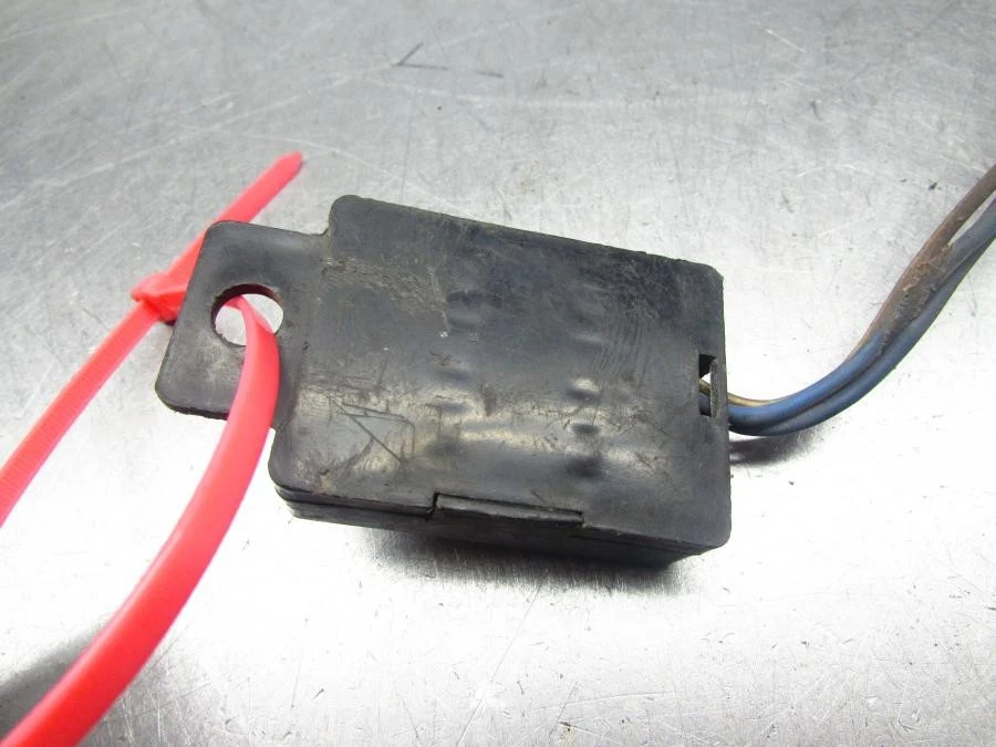 Kawasaki KZ1000E Shaft Z 1000 1979-1980 Fusebox / Fuse Box - Image 1 of 4