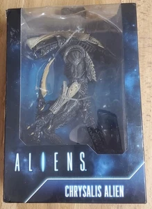 Figura de acción NECA Alien vs Predator Chrysalis Alien Movie Deco 9 pulgadas Aliens - Imagen 1 de 4