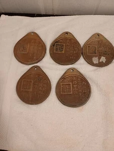 5 Korean Horses Medallions Brass (20) - Picture 1 of 4
