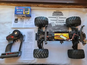 Traxxas Stampede Remote Control Truck 1/10 Scale - Picture 1 of 8