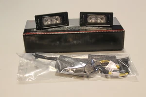 Original Audi Zubehör LED-Kennzeichen Upgrade-Set 8K0052110 A4, A5, Q5, - Bild 1 von 1