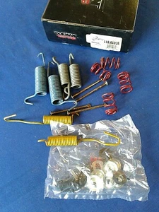 Kit de herrajes de freno de tambor trasero centrado # 118.61026 reemplaza HW7279, Wagner H7067 - Imagen 1 de 3