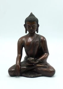 Statua Buddha Shakyamuni in rame ossidato 6,8 pollici - Foto 1 di 5