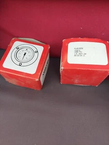 AMETEK 153619 LIQUID FILLED DISCHARGED PRESSURE GAUGE-MOUNTED X14010256 1000PSI - Picture 1 of 2