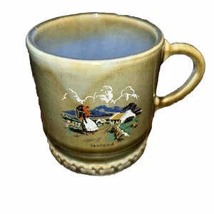 Taza de café pequeña de recuerdo irlandés 3-"T hecha en Irlanda - Imagen 1 de 6