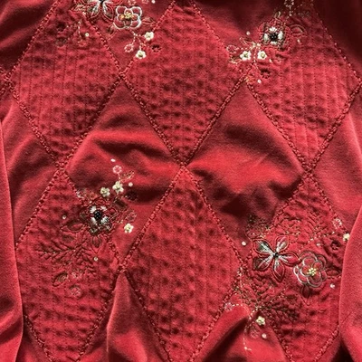 Alfred Dunner Vintage Sz XL Red Velvet Sweatshirt Beaded Embroidered Holiday - Image 1 of 4