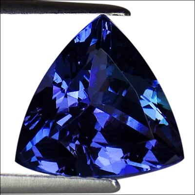 3.31 Ct IGI Certified AA Natural D Block Tanzanite Trillion Cut Bluish Violet - Image 1 of 2
