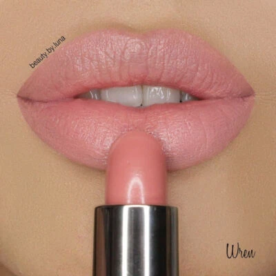 Lápiz labial Zoya Wren - Crema crema crema bala labial melocotón rosa salmón puro Foto 1 de 4