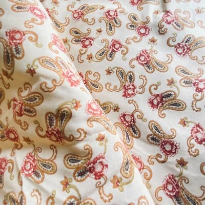 BTY Vintage Anos 70 Camisas Paisley Tecido Tan Mistura de Algodão - Imagem 1 de 4