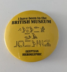 Britisches Museum ägyptisches Hieroglyphenknopfabzeichen 55 mm - Bild 1 von 2
