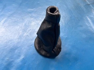 MG ZR/Rover 25/Streetwise Schaltknüppel Gamasche (schwarz perforiert) 2004 - 2007 - Bild 1 von 2