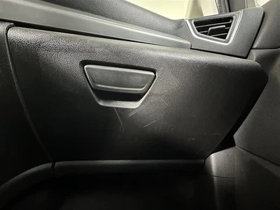 C-MAX 2013 перчаточный ящик 2618550 - Изображение 1 из 4