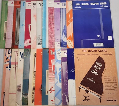 Lote de 25 partituras vintage - Que Sera, Waikiki Wedding, Sugar Moon, Sin Foto 1 de 4