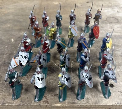 Espadas fundidas huecas caballeros arqueros personalizados de colección Cherilea Inglaterra escudos Foto 1 de 4