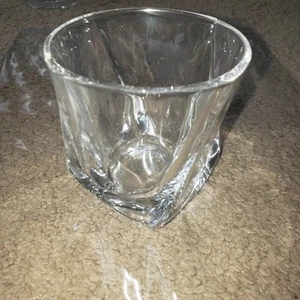 Bicchiere da whisky ritorto - Foto 1 di 7