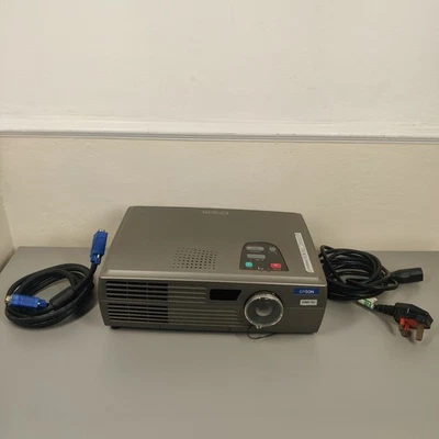 Epson Portable Projector EMP-52 - 3LCD - 2200 Lumens -  With Carry Case & Remote - Image 1 of 4