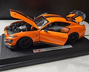 FORD MUSTANG GT 500 SHELBY modèle 2020 1/24 voiture collection, jouer - Foto 1 di 5