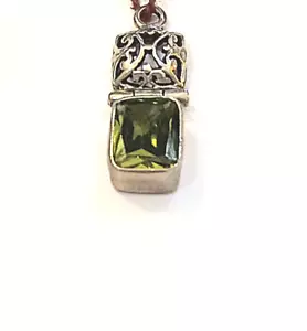 Ciondolo ciondolo pietra preziosa rettangolare peridoto argento sterling 925 vintage - Foto 1 di 5