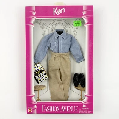 Barbie 1995 Ken Fashion Avenue azul con botones caquis negro mocasín Mattel 15182 Foto 1 de 4