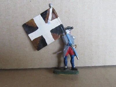 C302 Plat D'Etain Soldat Porte Drapeau Rgt Ile de France XVIII Siècle H 4.6 cm - Photo 1/3