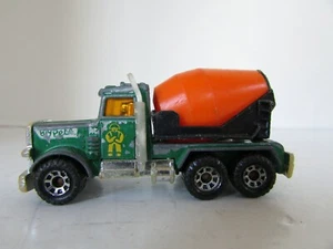 Camión fundido a presión Matchbox Peterbilt Cement Big Pete 1981 verde H2 - Imagen 1 de 5