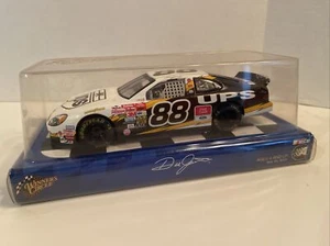 Winners Circle Nascar Dale Jarrett #88 Ford Taurus UPS 1:24 Diecast Car NEW A140 - Picture 1 of 10