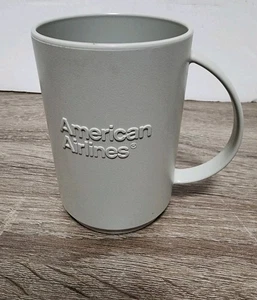 American Airlines Tazza da Caffè Tazza Prima Classe Plastica Grigio Vintage - Foto 1 di 6