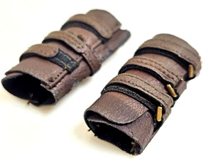 FREE SHIPPING: Hot Toys MMS183 TDKR Bane Tom Hardy Pair of Brown Gauntlets - Picture 1 of 6